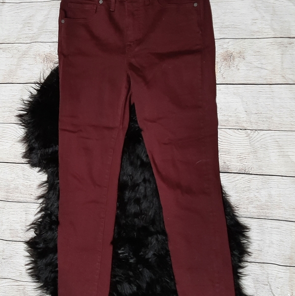 Madwell 9" High Rise Skinny Jeans in Burgundy - Picture 12 of 12
